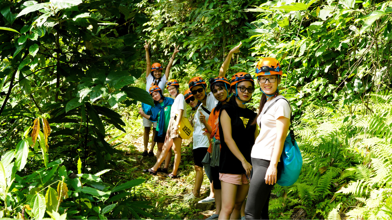 Tour chèo thuyền kayak & trekking Ba Bể 2 ngày