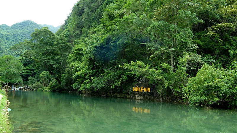 Tour vòng cung Đông Bắc - 5 ngày 4 đêm